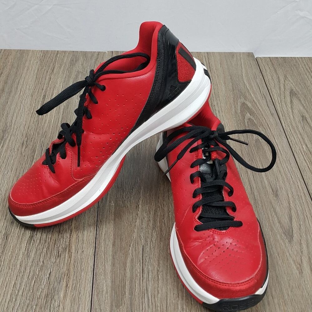 Adidas Red and‎ black  D Rose sz 11 like new
